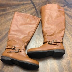 Elegant Tan Heeled Women's Boots